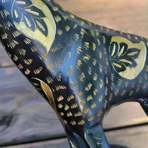 Big Giraffe Figure Decor Brass Tall 19" IN Black / Gold  Tone Leaves Stand - Picture 9 of 13